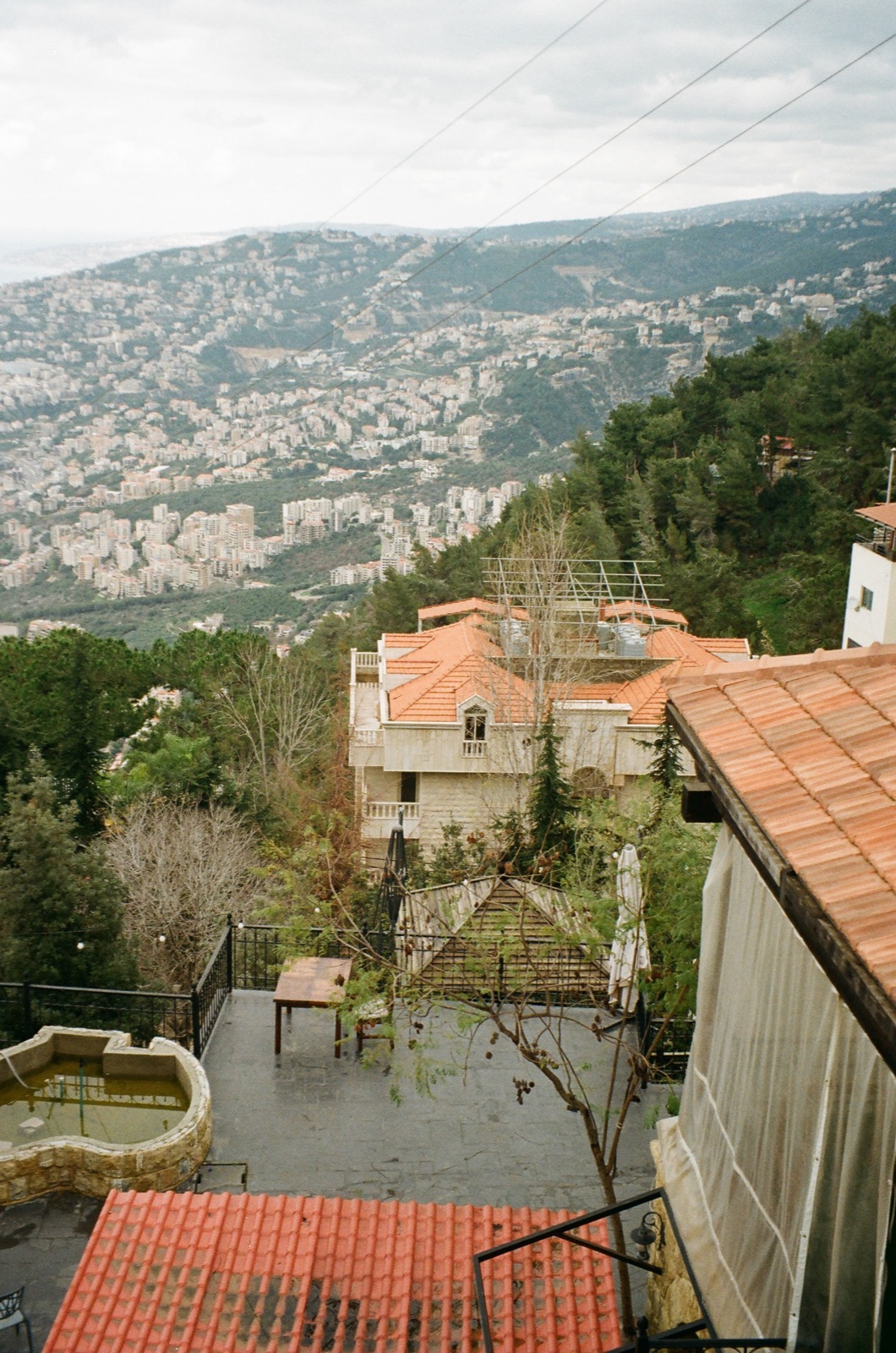 Film frame 05 from roll 6604