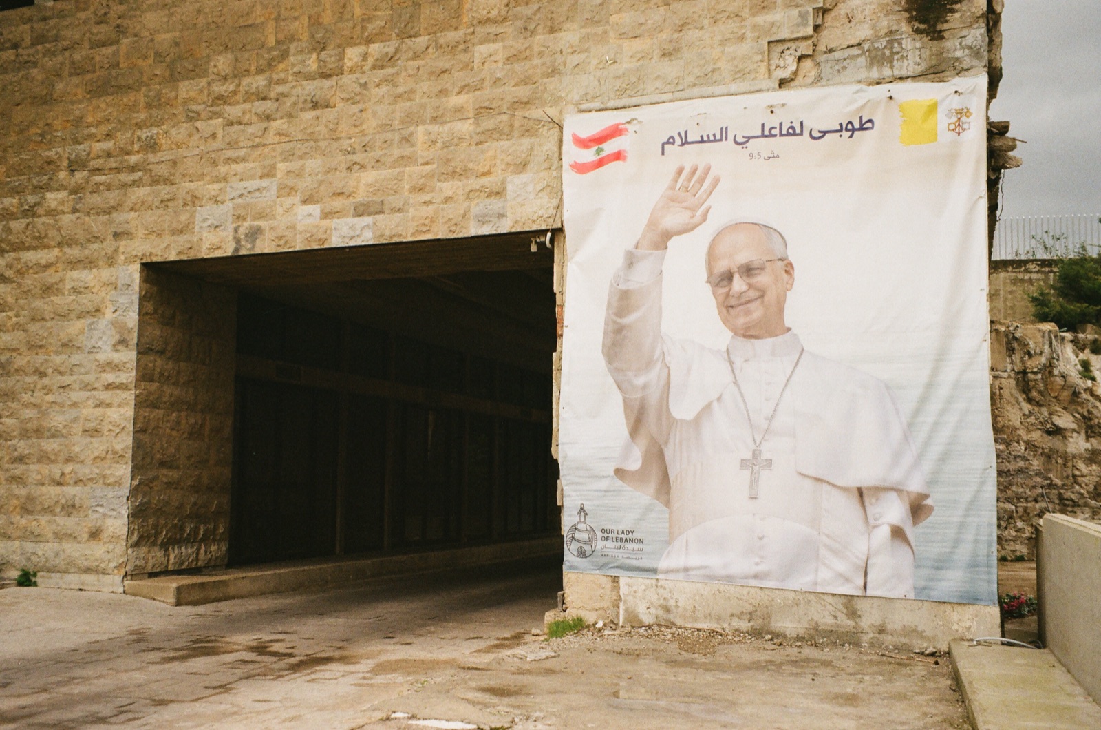 Film frame 06 from roll 6604