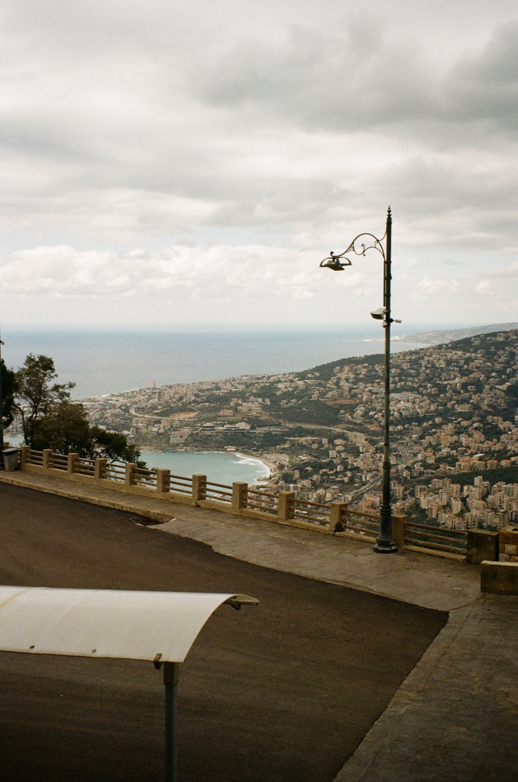 Film frame 24 from roll 6604